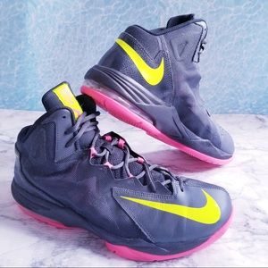 Nike AirMax stutter step